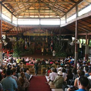 Live Theatre, a performing art